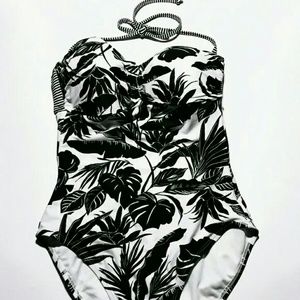 NEW M Tropical Floral one piece low back swimsuit